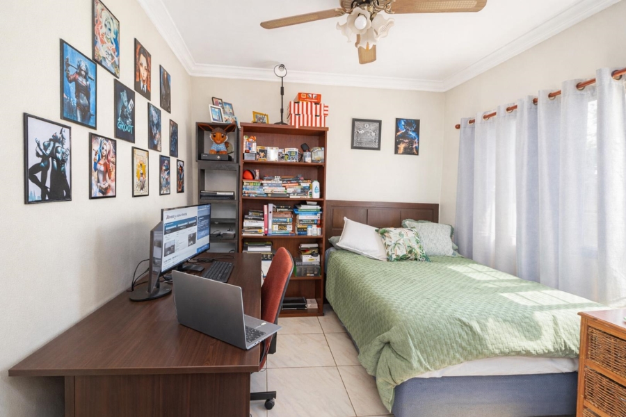 5 Bedroom Property for Sale in Melodie North West